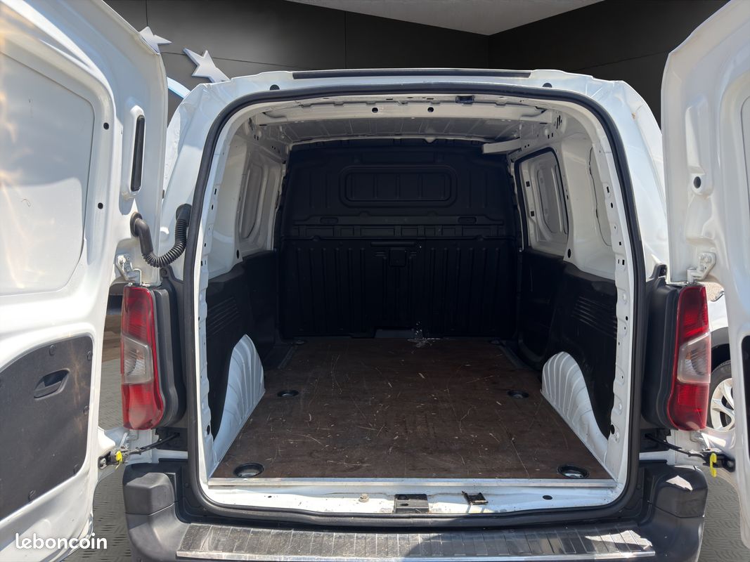 CITROEN Berlingo Van BlueHDi (image 14)