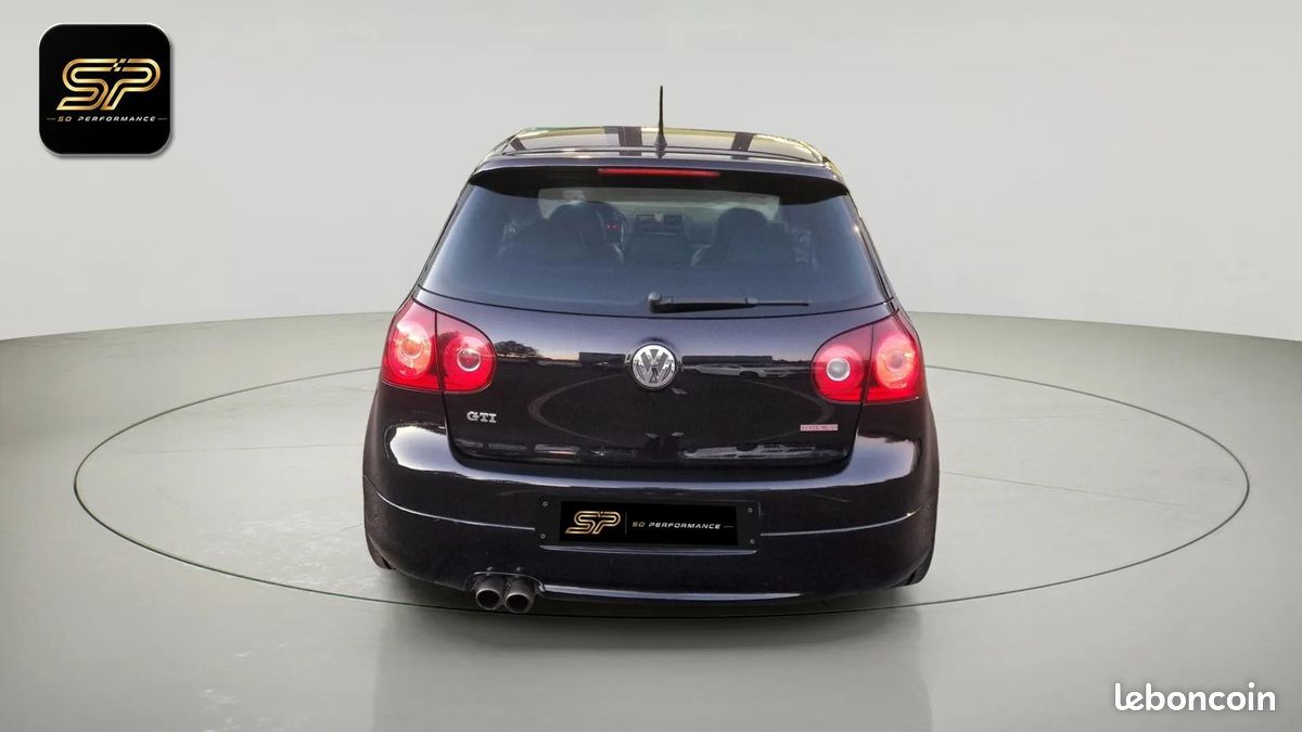 Volkswagen Golf 5 GTI Edition 30 – 2.0 TFSI 230ch – Boîte manuelle – Jantes STRÖM – Très bel état (image 6)