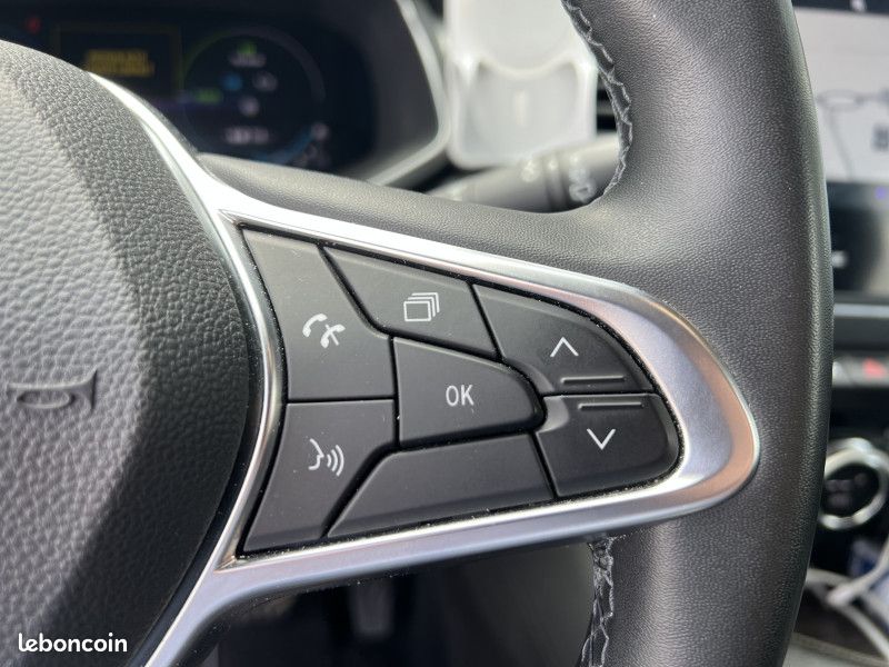 Renault CAPTUR II 1.6 E-TECH PLUG-IN 160CH INTENS (image 18)