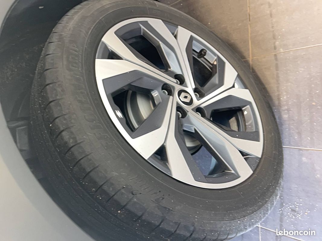 RENAULT Captur mild hybrid 160 EDC R.S. Line (image 19)