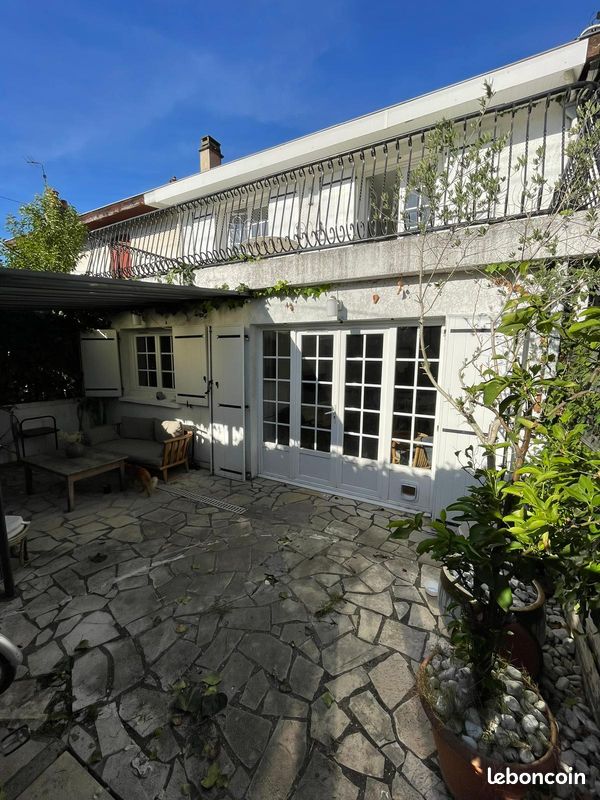 Maison 3 pièces 60 m² · à Bordeaux · 60 m² · 305 000 €