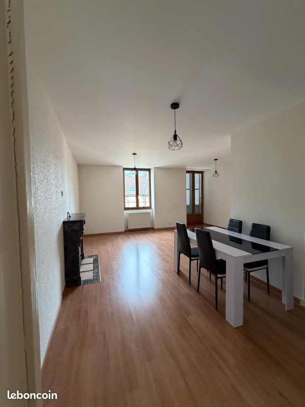 Appartement 2 pièces 68 m² · à Saint-Claude · 68 m² · 490 €/mois