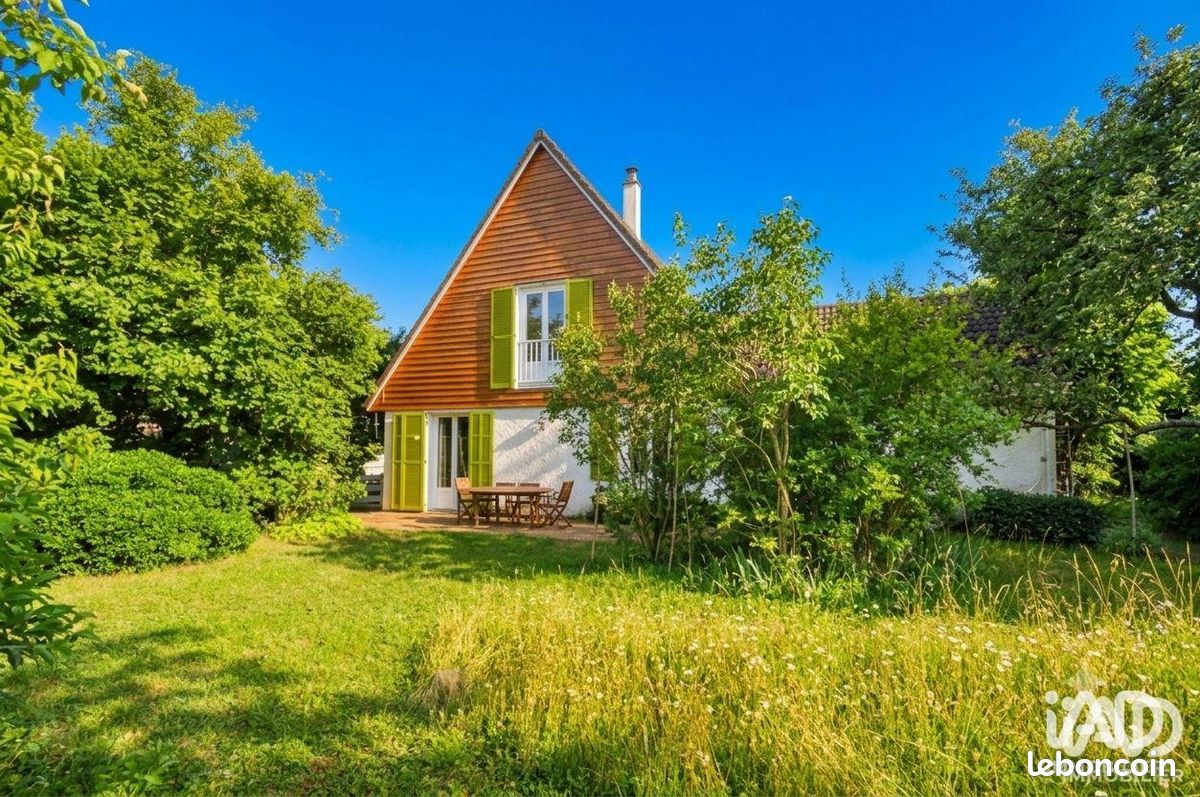 Maison 5 pièces 115 m² · à Chelles · 115 m² · 349 900 €