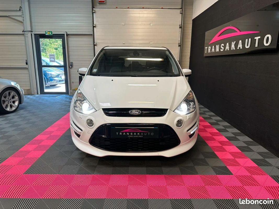 FORD S-MAX 2.0 TDCi 163 ch Sport Platinium - TOIT PANORAMIQUE / EMBRAYAGE DISTRIBUTION OK / CARDANS NEUF (image 8)