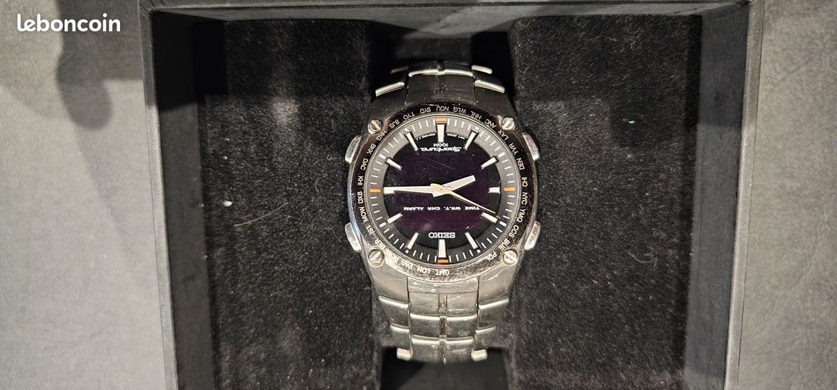 Seiko Sportura Minuteur Chronographe World Timer SNJ005P1 (image 2)