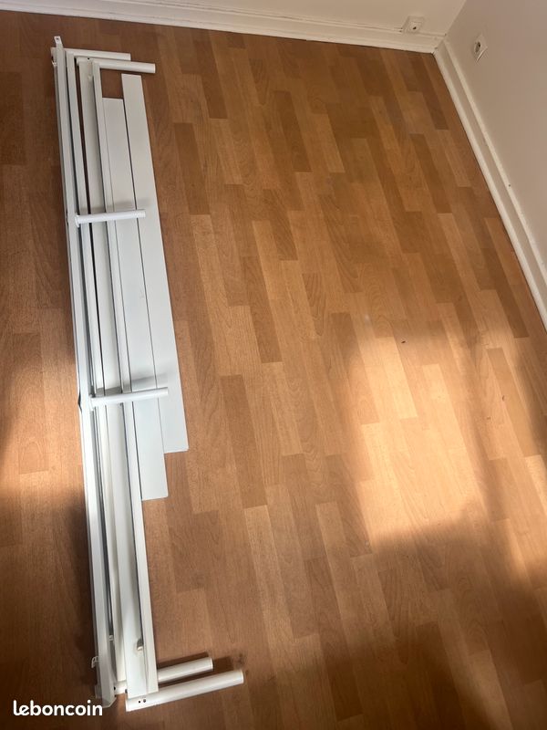 Lit IKEA avec matelas (image 10)
