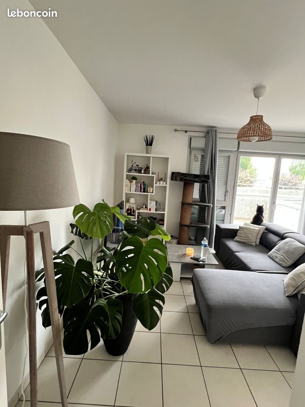 Appartement 2 pièces 56 m² · à Pont-de-Metz · 56 m² · 713 €