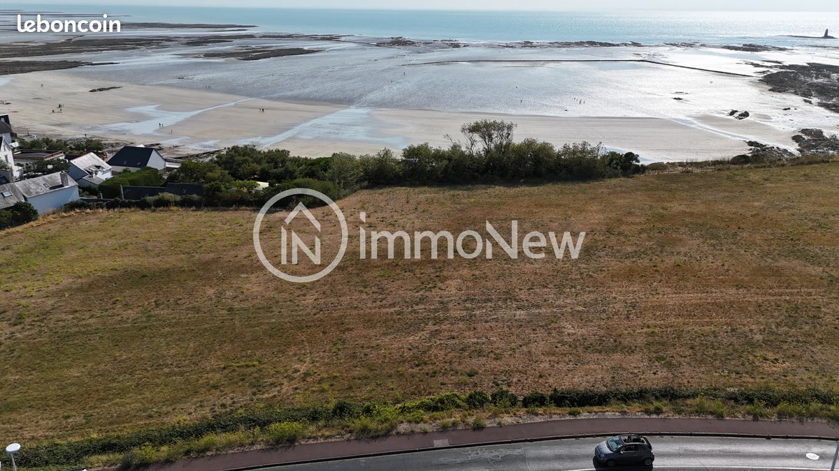 Terrain 22379 m² · à Granville · 22 379 m² · 106 000 €