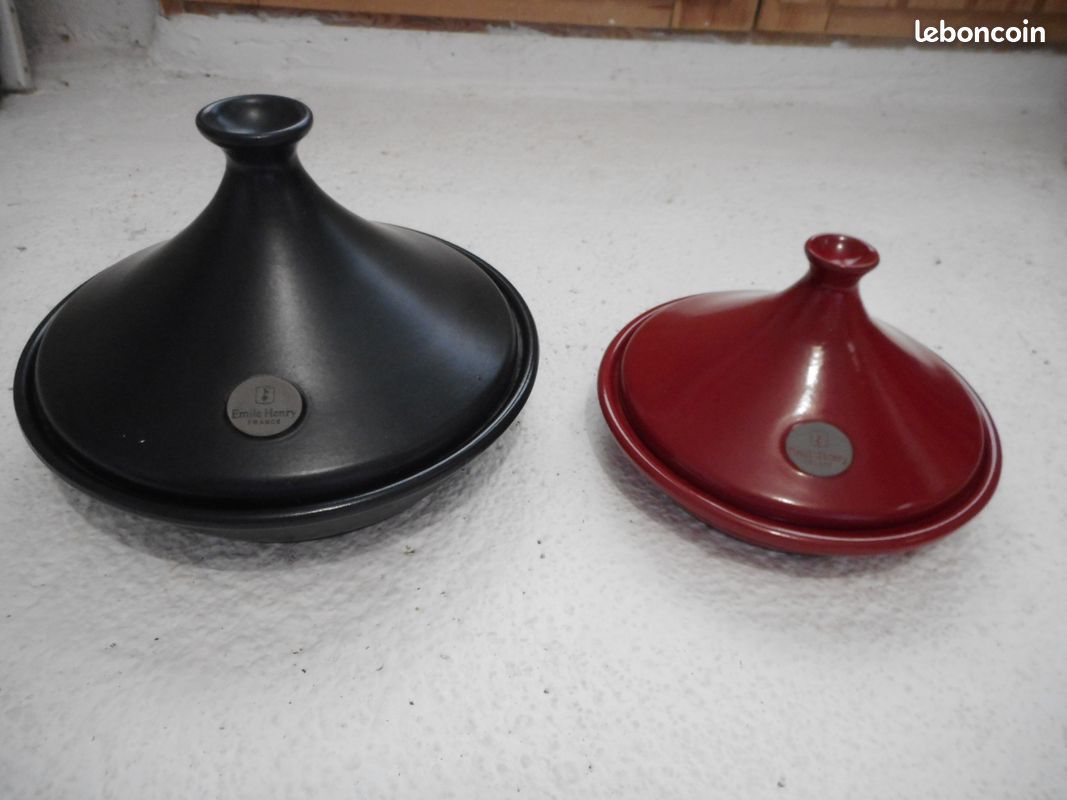 Tajines rouge et noire (image 1)