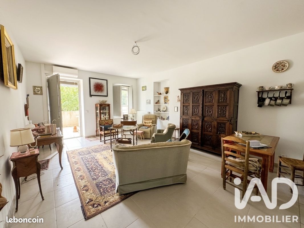 Appartement 3 pièces 74 m² · à Fontvieille · 74 m² · 256 000 €