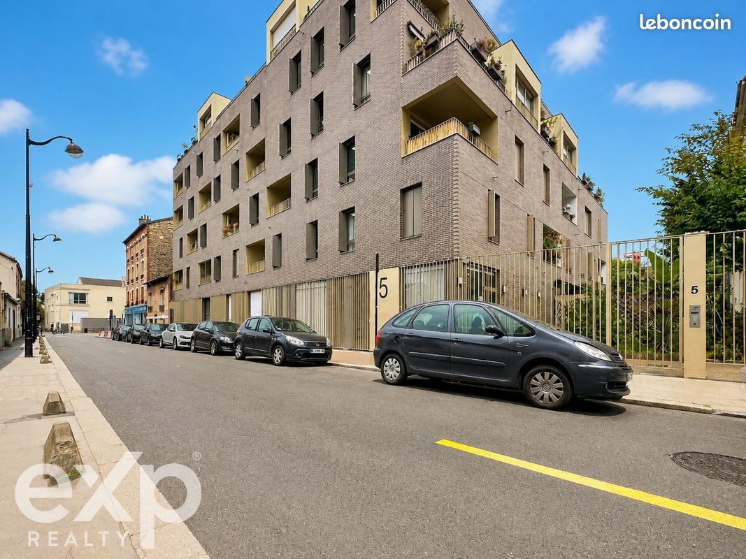 Appartement 3 pièces 61 m² · à Aubervilliers · 61 m² · 299 000 €
