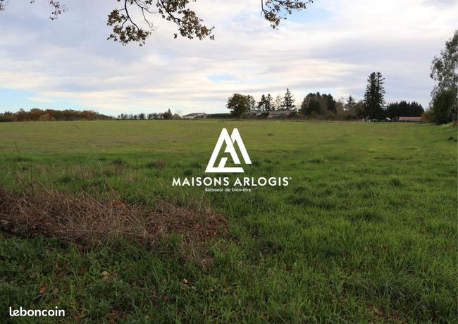 Terrain 1 600 m² Flavignac