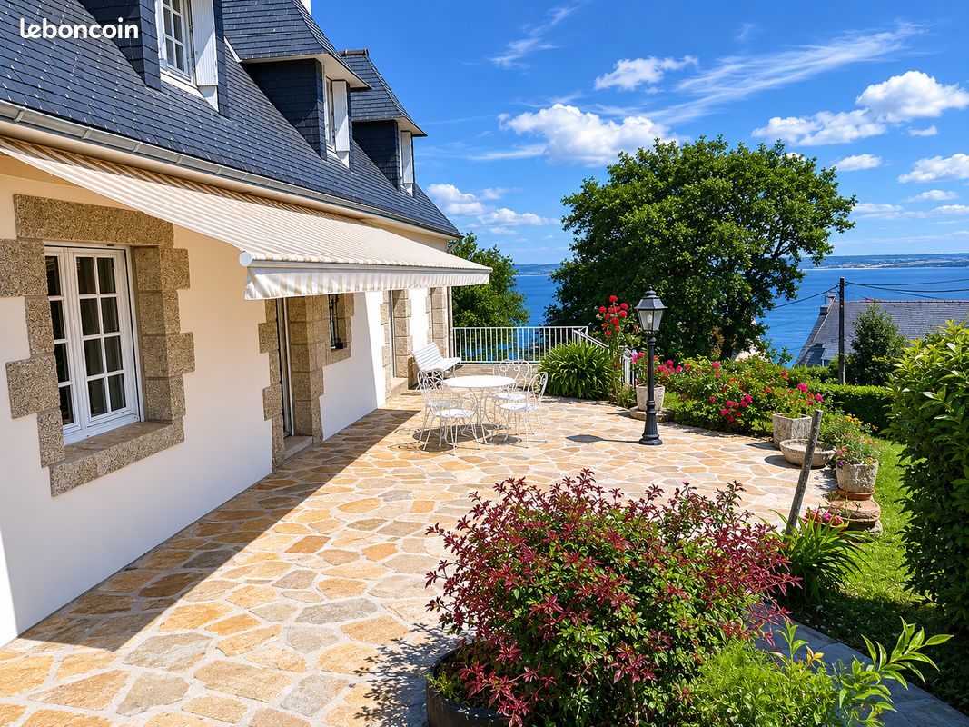 Maison 8 pièces 172 m² · à Douarnenez · 172 m² · 590 000 €