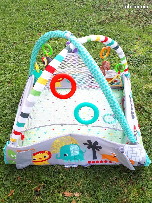 Tapis de jeu et d'éveil sécurisé pour bébé (image 2)