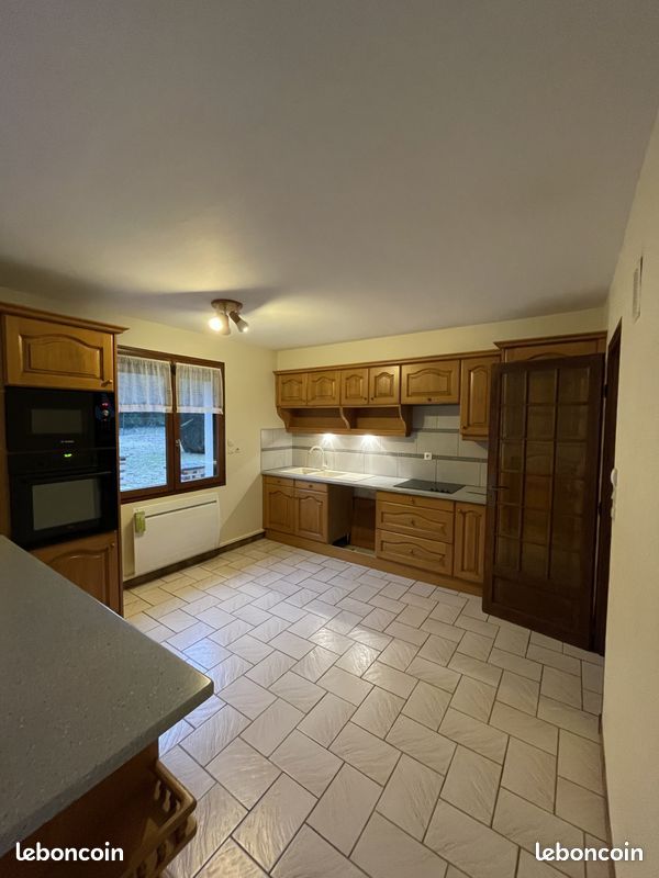 Maison 5 pièces 125 m² · à Grandvilliers · 125 m² · 108 000 €