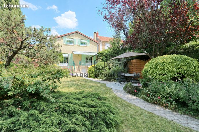 Maison 7 pièces 149 m²
