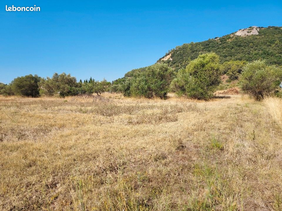 Terrain 517 m² · à Gonfaron · 135 000 €