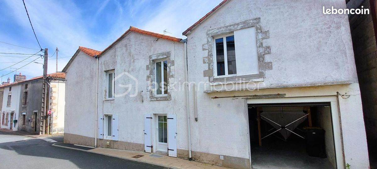Maison 6 pièces 93 m² · à L'Absie · 93 m² · 81 000 €