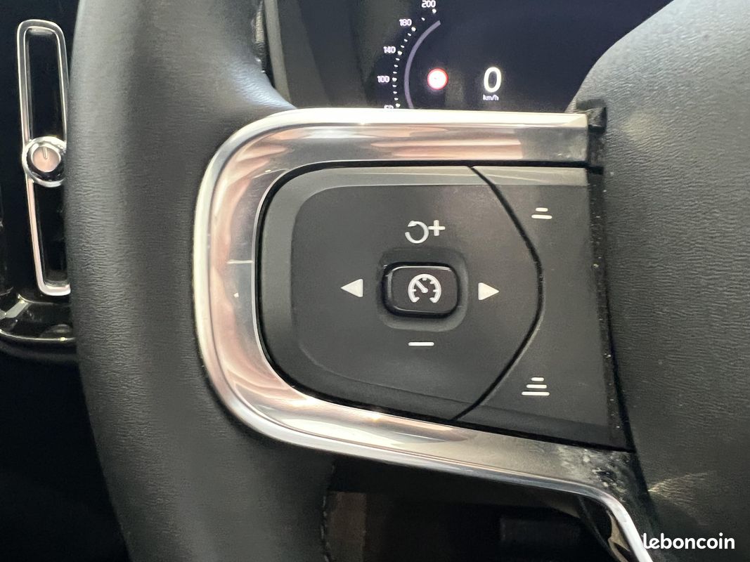 VOLVO XC40 Recharge Extended Range 252 ch 1EDT Plus (image 8)