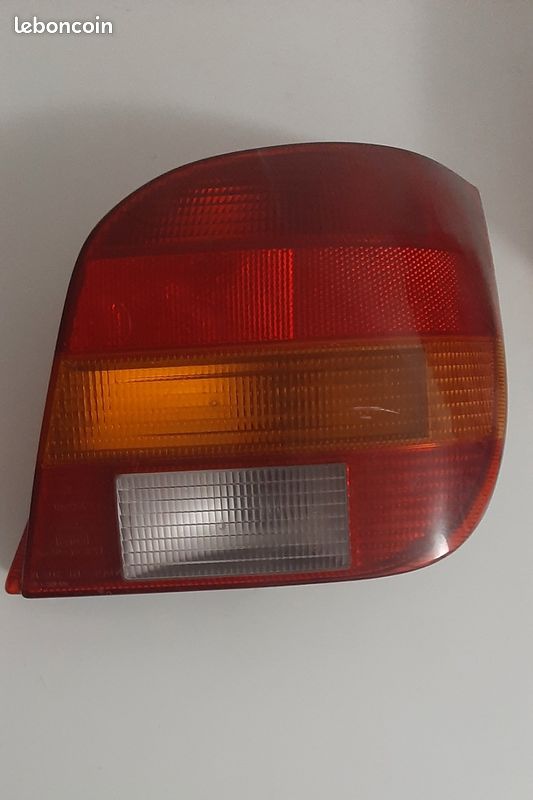 Feux arrière Ford Fiesta (image 1)