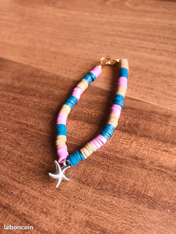 Bracelet en perles plates fait main (image 1)