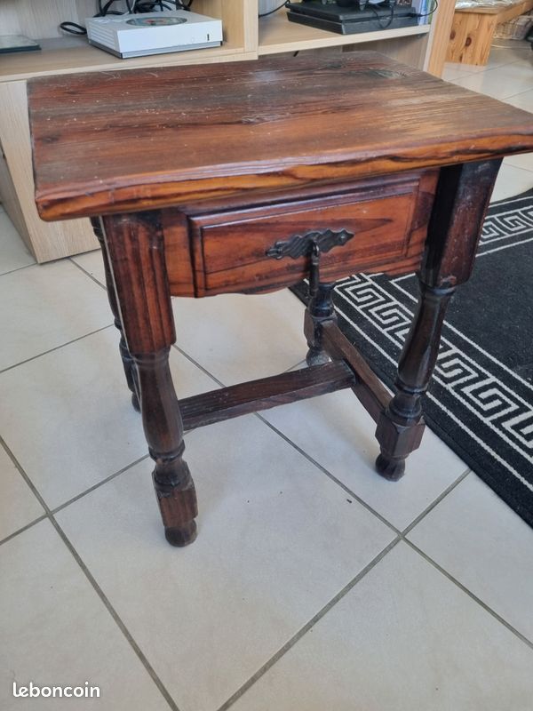 Petite étagère en bois (image 1)