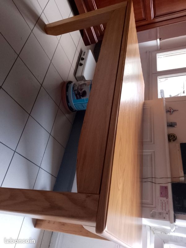 Vente grande table pour 6 personnes avec rallonge chêne massif bois de qualité plus 4 chaises état excellent bien entretenu (image 3)
