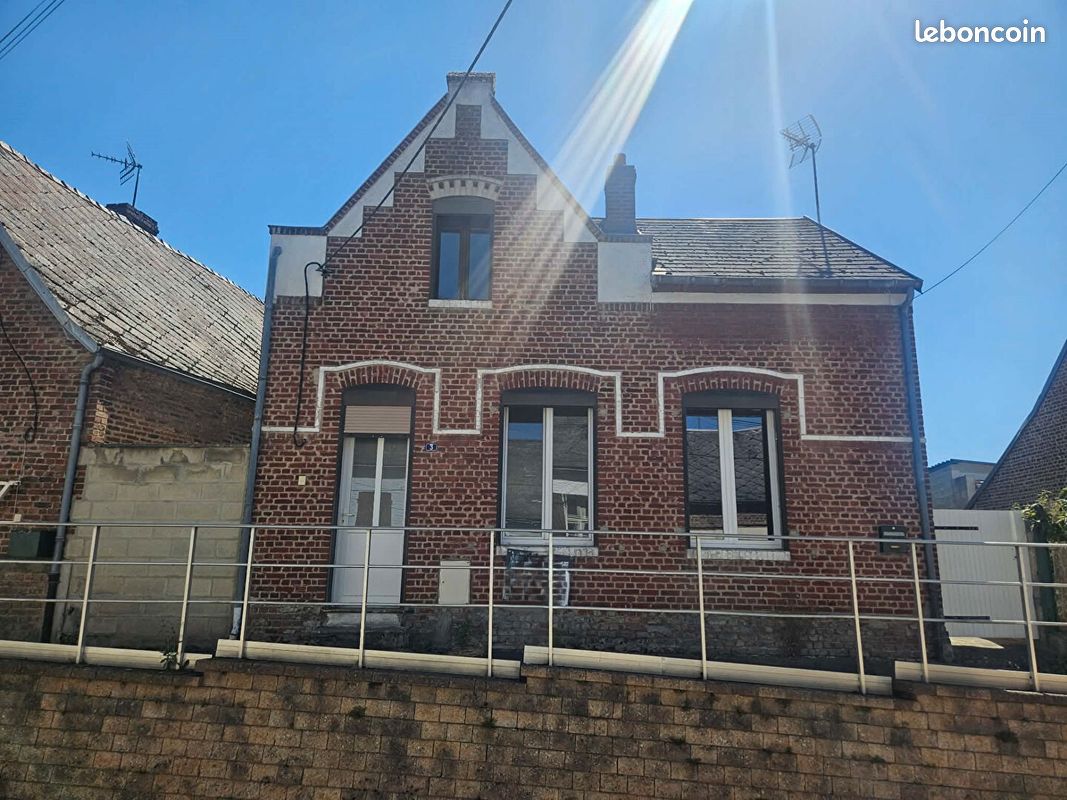 Maison 4 pièces 85 m² · à Ribemont · 85 m² · 62 000 €