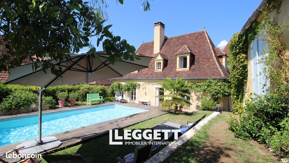 Maison 8 pièces 180 m² · à Le Bugue · 180 m² · 699 000 €