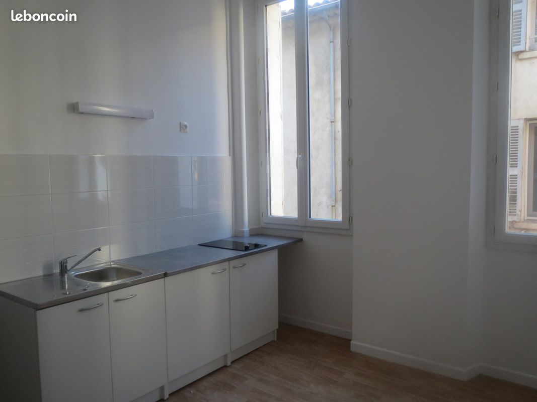 Appartement 2 pièces 33 m² · à Toulon · 33 m² · 450 €/mois
