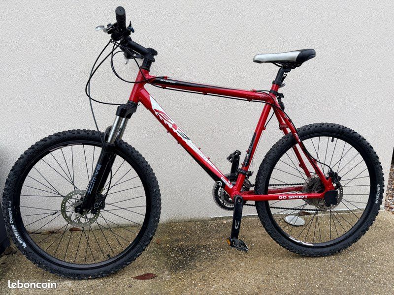 VTT GoSport EX3 XL Freins Hydrauliques Shimano Fourche