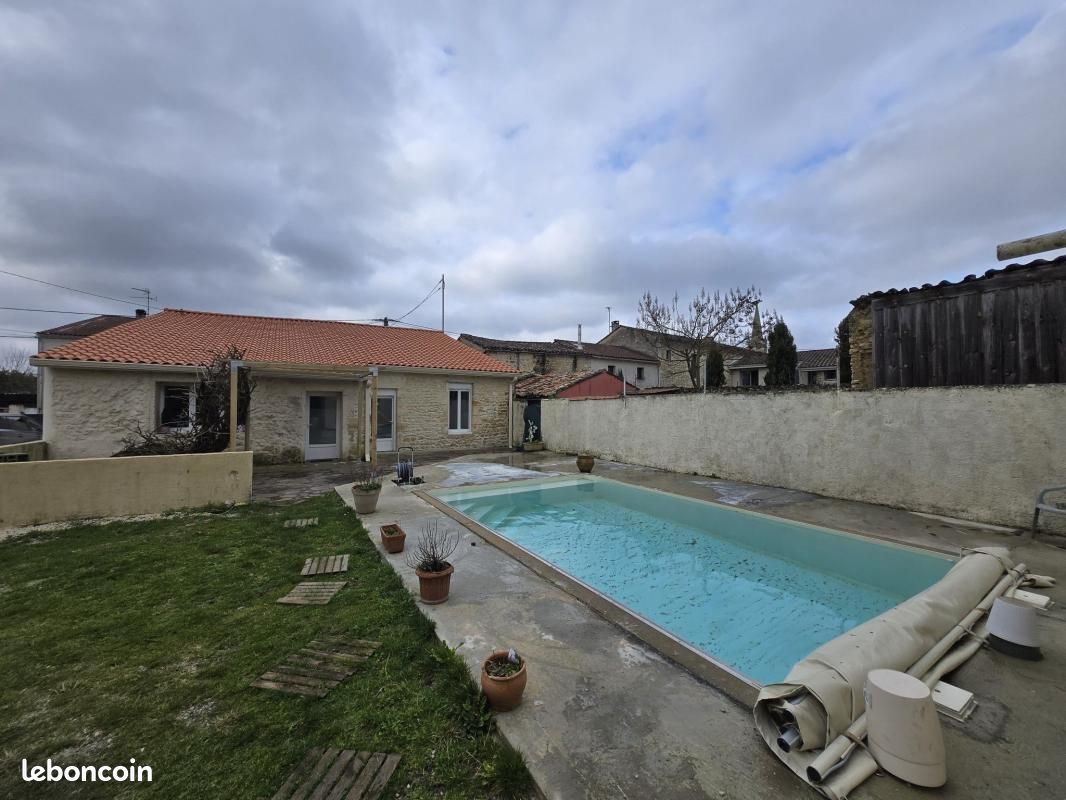 Maison 5 pièces 147 m² · à Lesparre-Médoc · 147 m² · 249 000 €