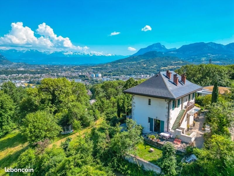 Maison 7 pièces 178 m² · à Bassens · 178 m² · 780 000 €