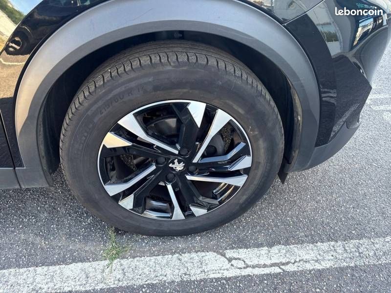 Peugeot 2008 PureTech 130 S&S EAT8 Allure Pack (image 14)