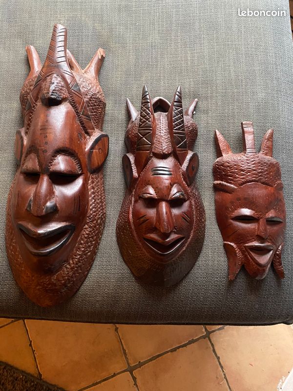 3 masques à vendre (image 1)