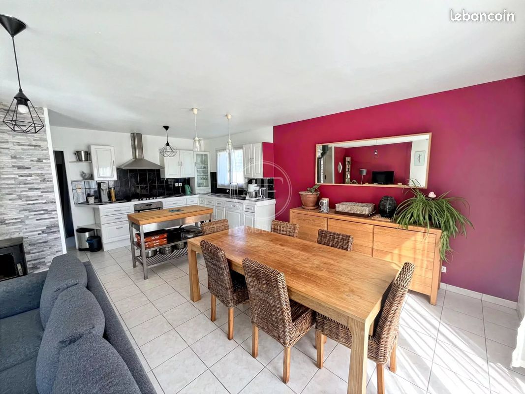 Maison 4 pièces 103 m² · à Lussac · 103 m² · 189 000 €