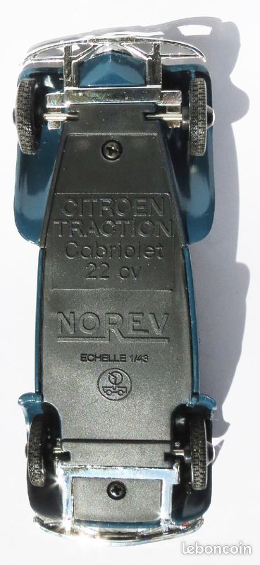 ANCIENNE VOITURE MINIATURE Citroen Traction 22CV Roadster Norev au 1/43