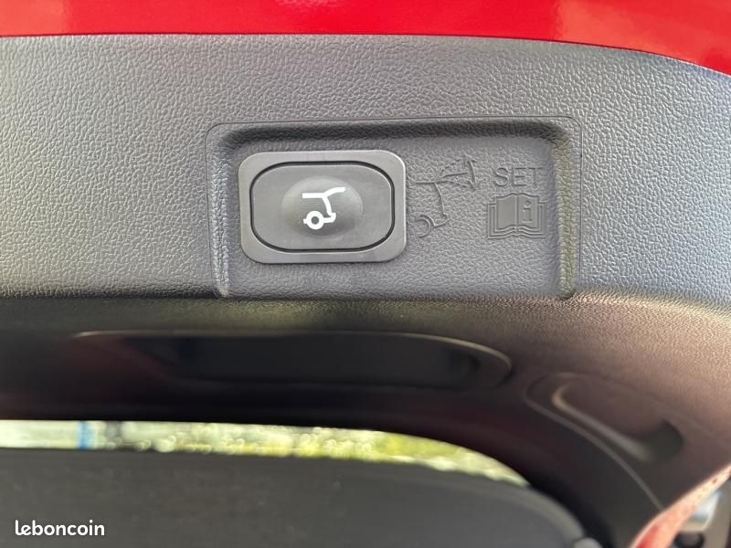 Ford Puma 1.0 EcoBoost Hybrid 125ch ST-Line X S&S Powershift (image 34)