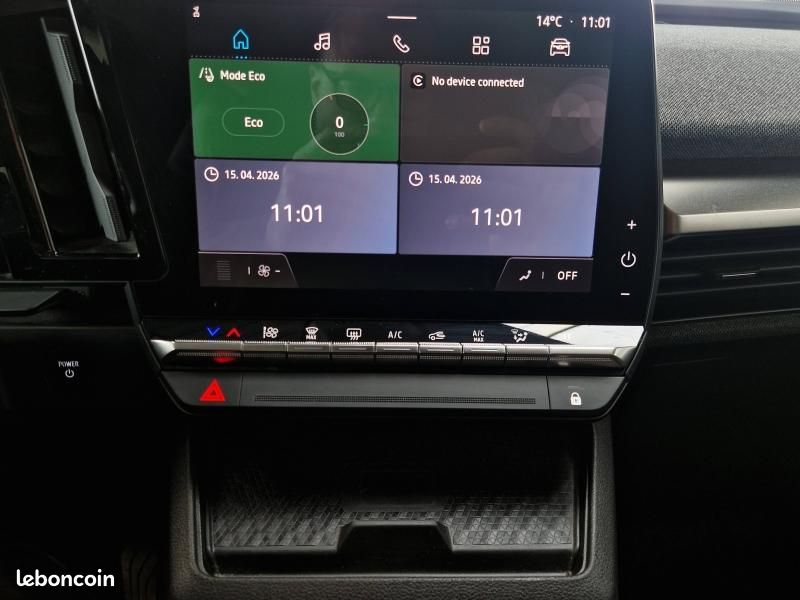 Renault Megane E-Tech Electric EV40 130ch Equilibre standard charge (image 21)