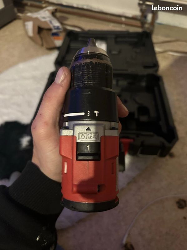 Milwaukee M18 BLPDRC-422C 18V perceuse à percussion sans fil 60 Nm avec 2 batteries, chargeur et mallette (image 9)