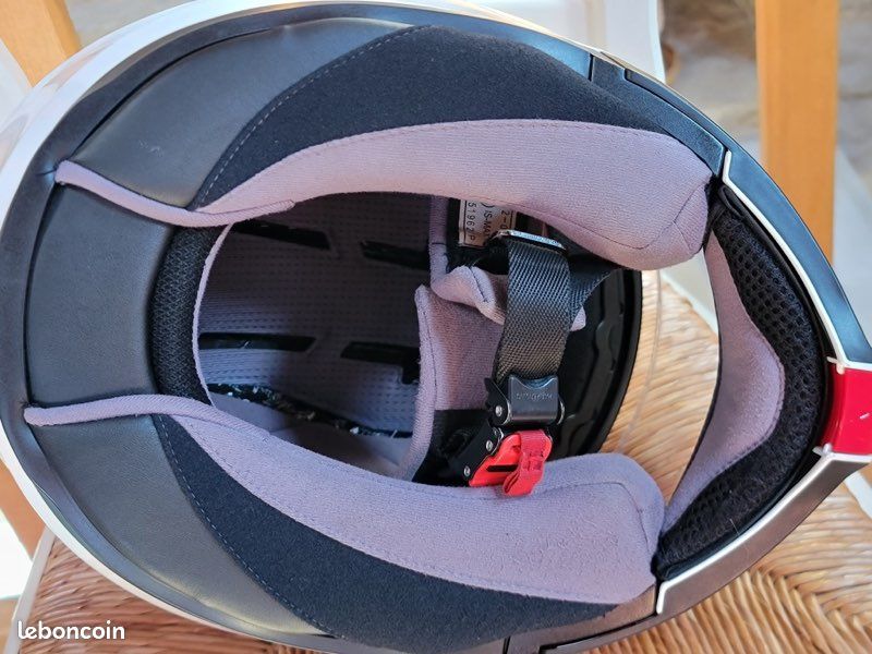 Vends casque moto HJC (image 1)