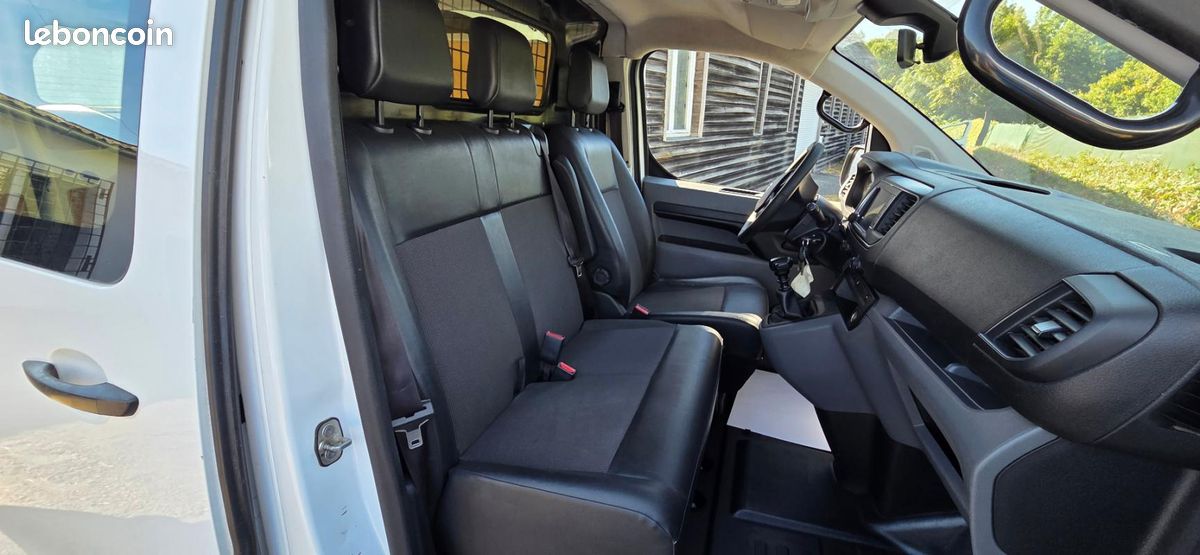Citroën Jumpy FOURGON M 2.0 HDI 120 CV PRIX HT 11190e *(réf:FL049-10-VO2088) (image 7)