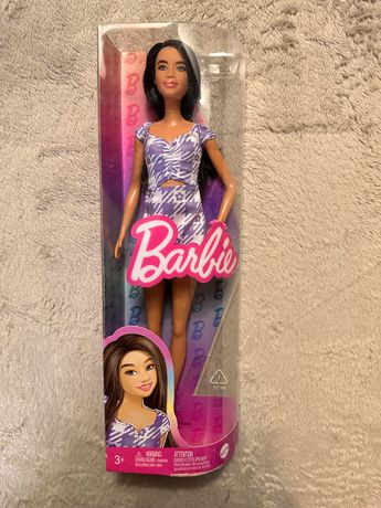 Barbie Fashionistas poupée mannequin #143 aux cheveux bleus avec