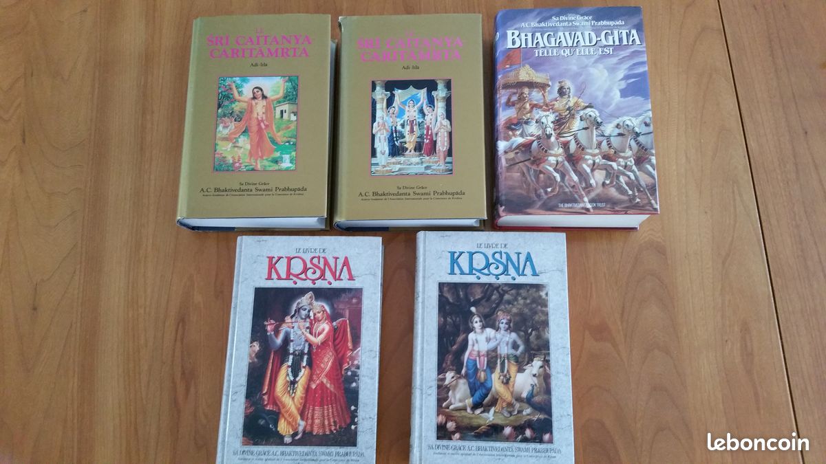 5 livres La Bhagavad-Gita telle qu'elle est A.C Bhaktivedanta Swami Prabhupada – édition complète - année 1986 (image 1)
