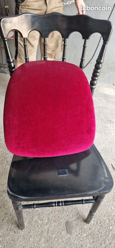 Chaises bois de couleur noire (image 2)
