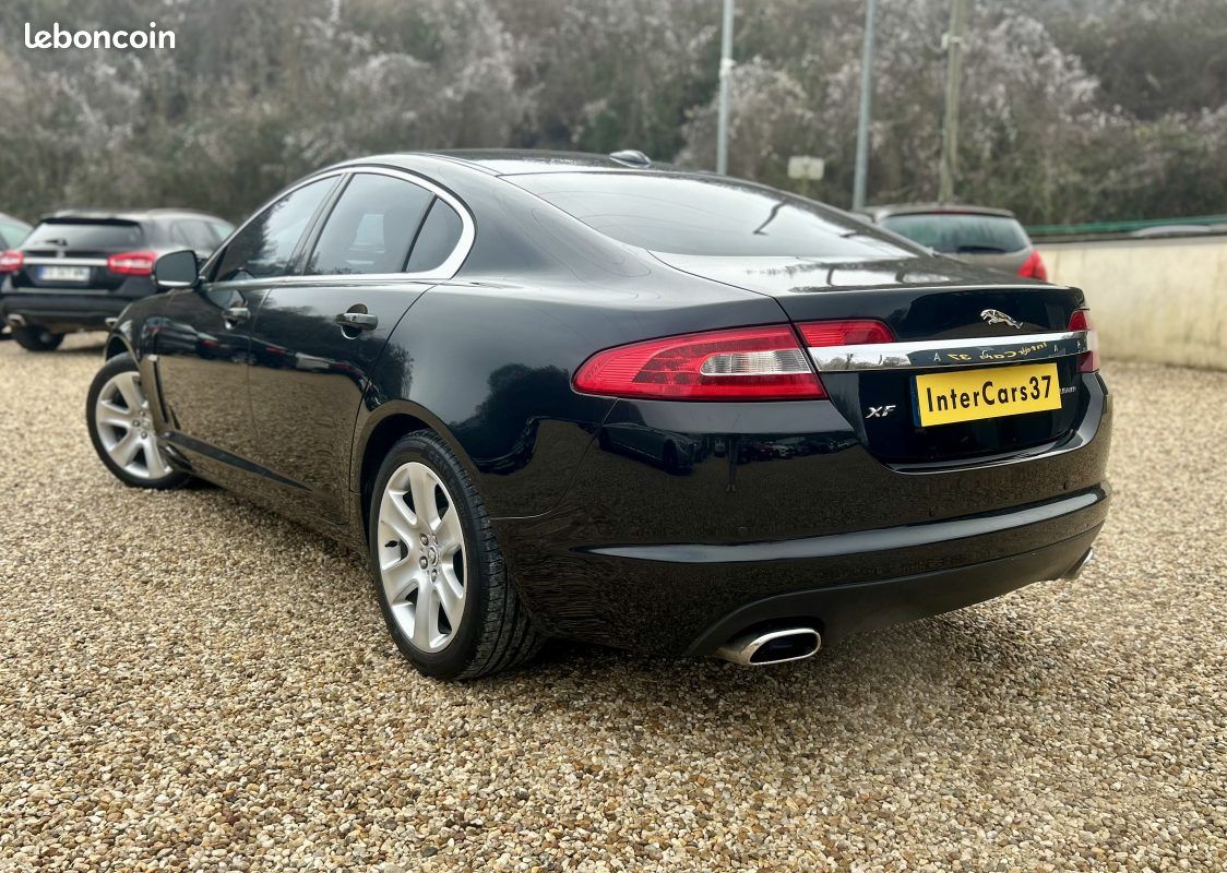 Jaguar xf v6 3l d 240 luxe premium 2009 (image 5)