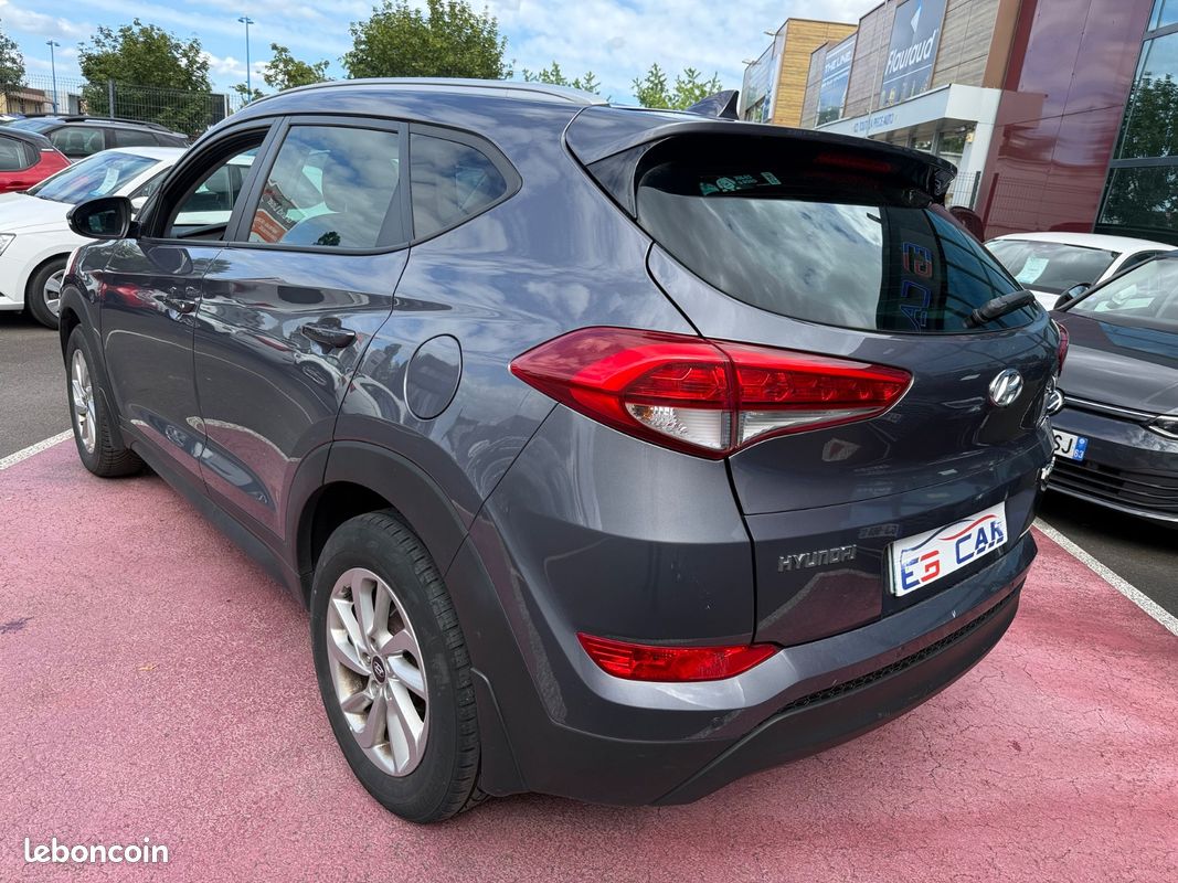 Hyundai TUCSON 1.7 Executive 116CH / Première main (image 5)