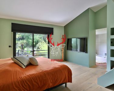 Maison 1 890 000 € - 305 m²