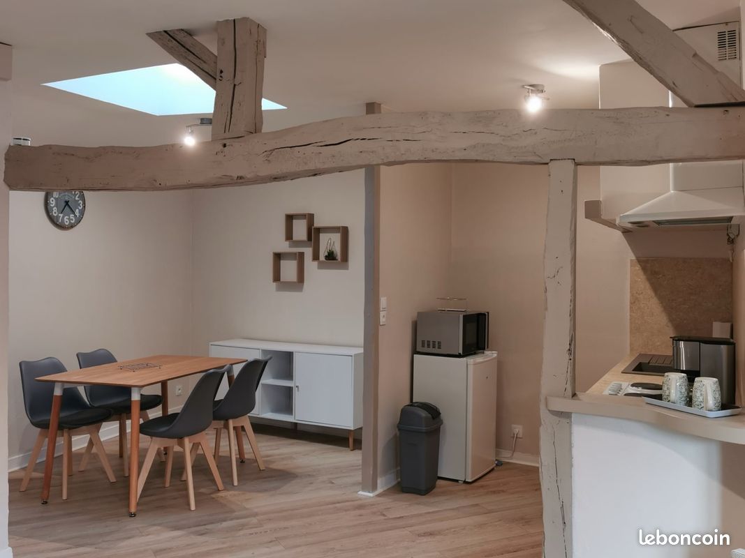 Loue appartement meublé - Chauvigny 86300 (image principale 0)