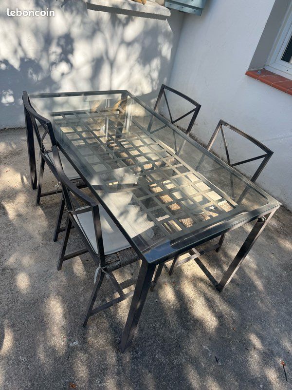 Table de jardin en fer et verre avec 4 chaises (image 1)